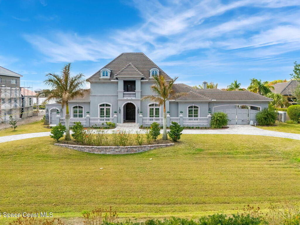 135 Lansing Island Drive, Indian Harbour Beach, FL 32937