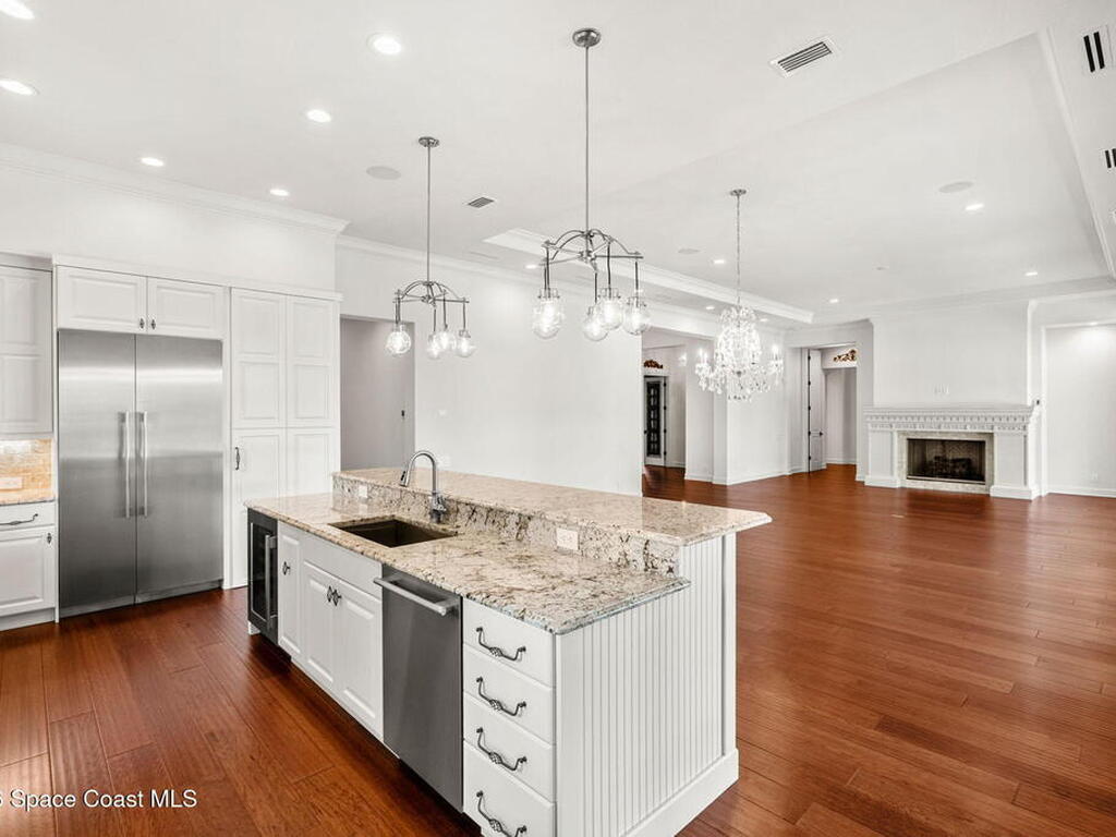 135 Lansing Island Drive, Indian Harbour Beach, FL 32937