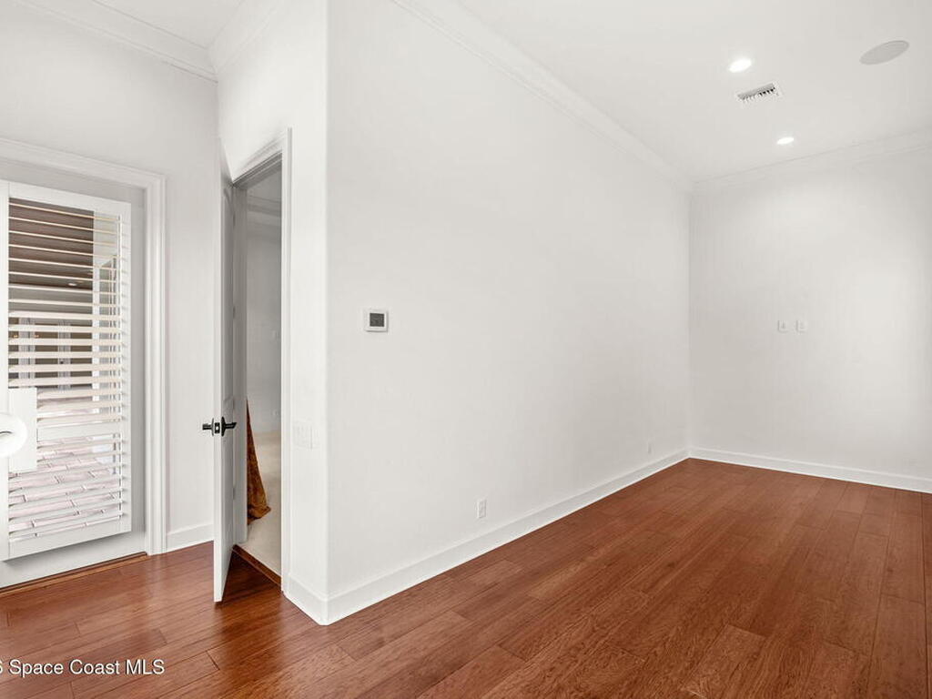 135 Lansing Island Drive, Indian Harbour Beach, FL 32937