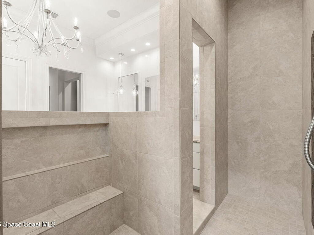 135 Lansing Island Drive, Indian Harbour Beach, FL 32937