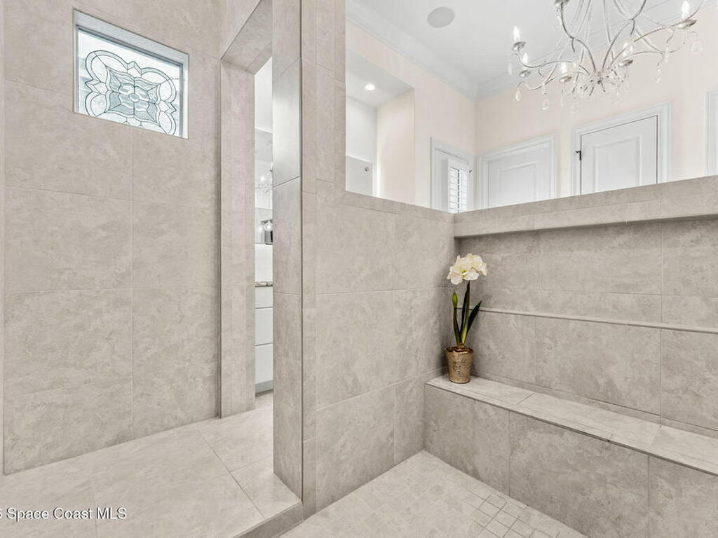 135 Lansing Island Drive, Indian Harbour Beach, FL 32937