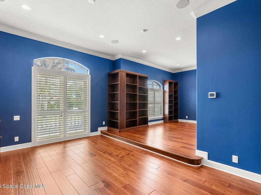 135 Lansing Island Drive, Indian Harbour Beach, FL 32937