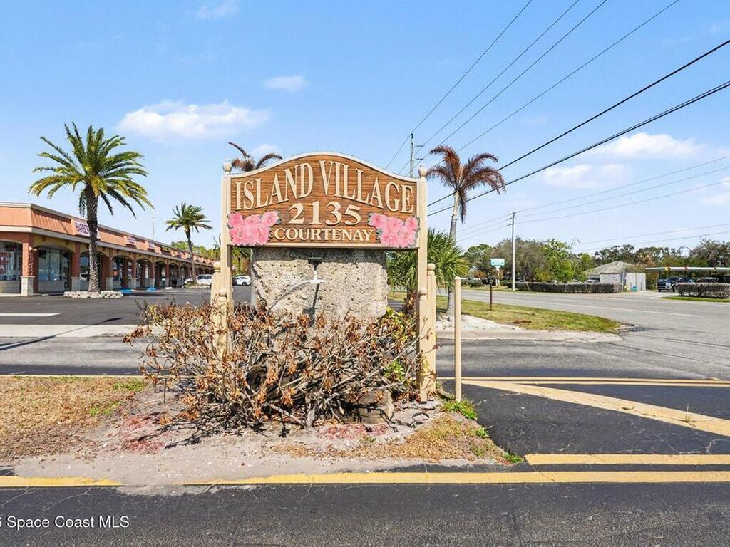 2135 N Courtenay Parkway, Merritt Island, FL 32953