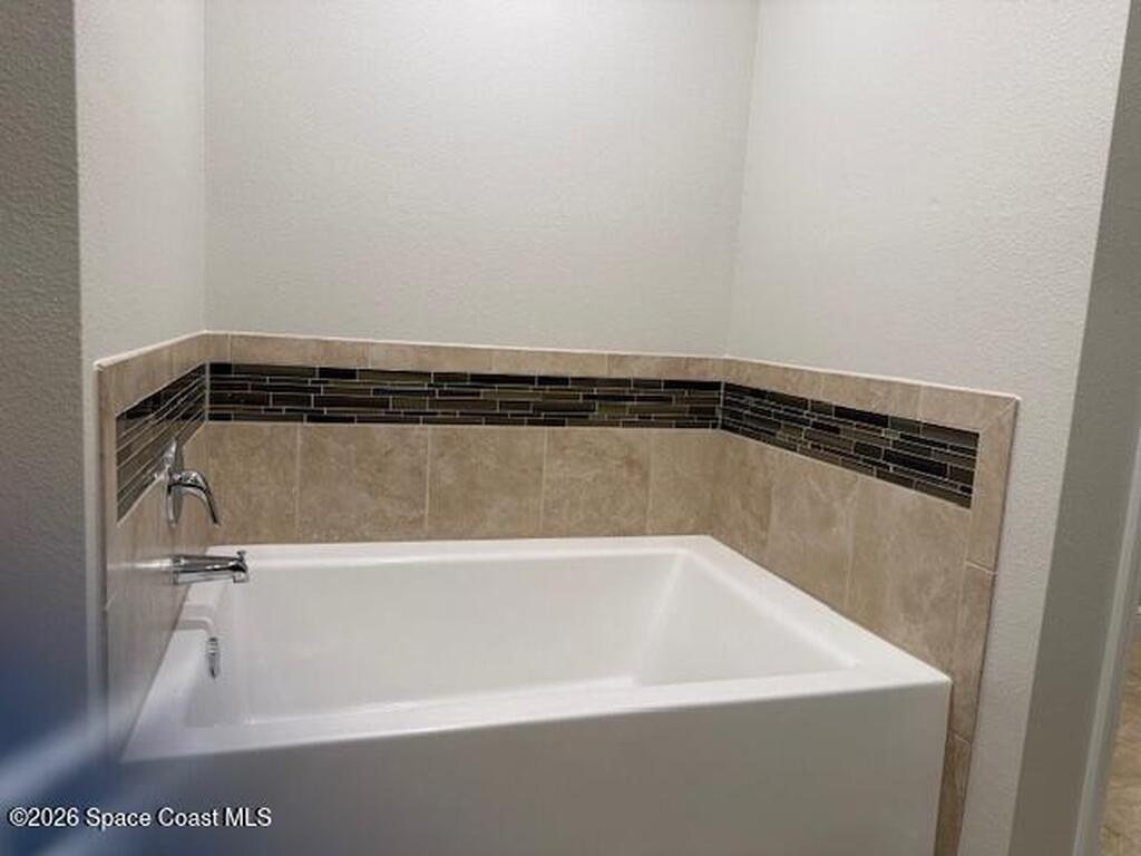 940 Bear Lake Drive, Rockledge, FL 32955