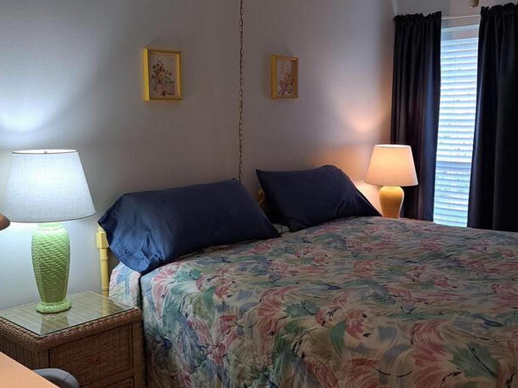 835 18th Street, Vero Beach, FL 32960