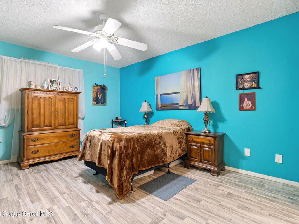 541 Belltower Avenue, Deltona, FL 32725