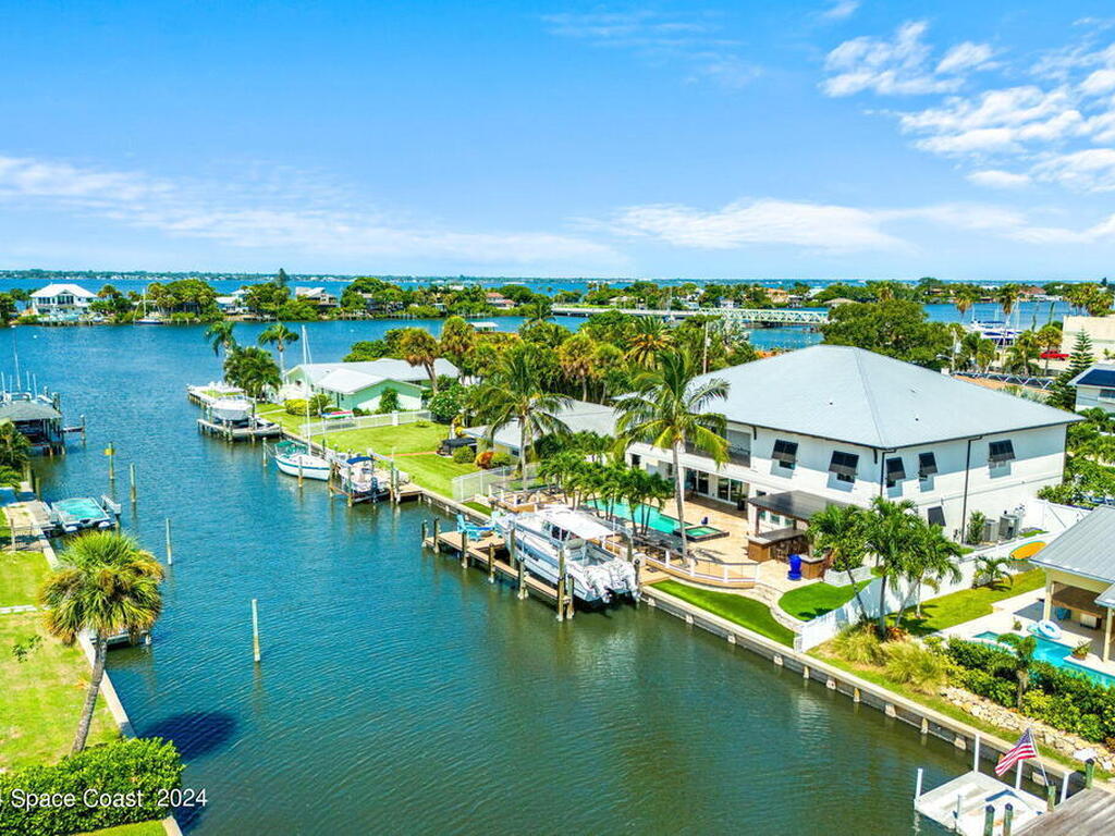 517 Eleuthera Lane, Indian Harbour Beach, FL 32937