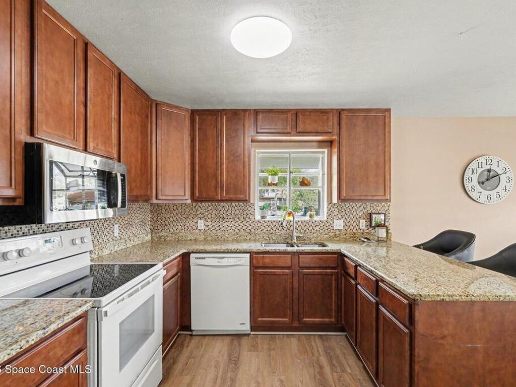 7045 Grissom Parkway, Cocoa, FL 32927