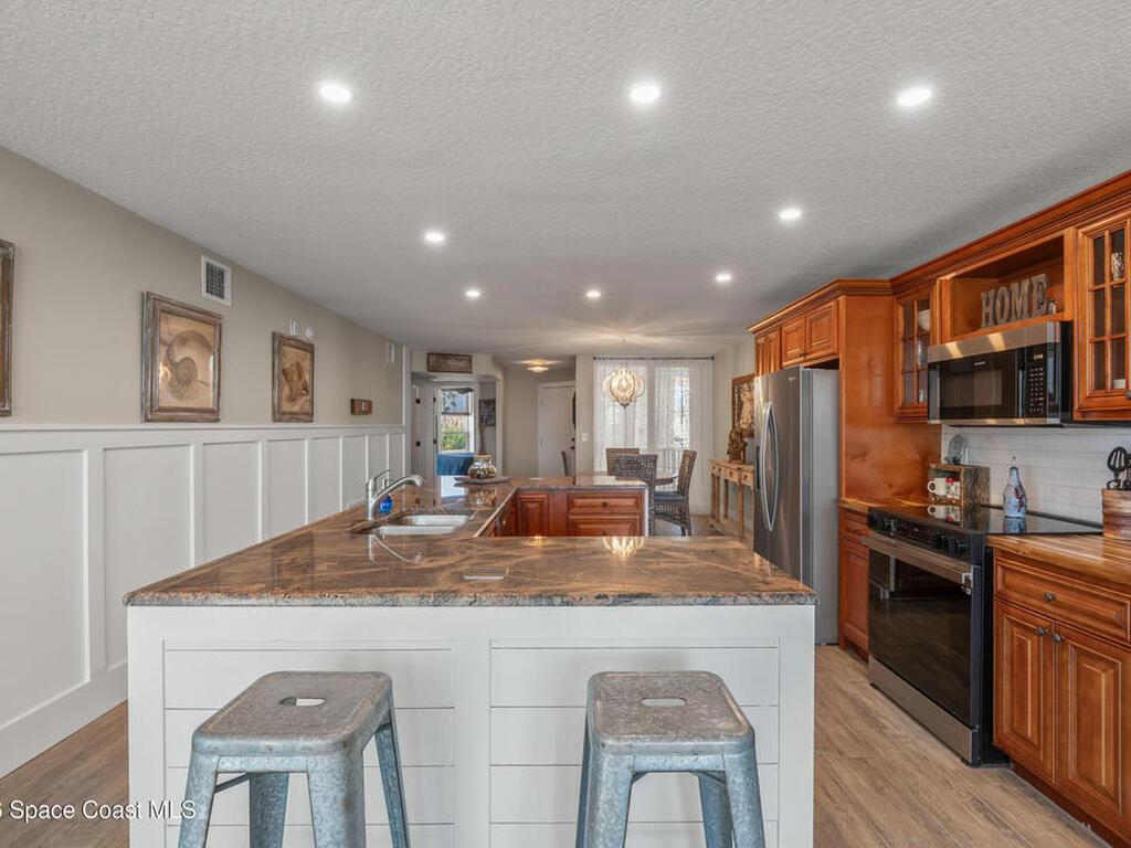 700 Wave Crest Avenue, Indialantic, FL 32903