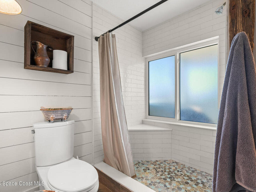 700 Wave Crest Avenue, Indialantic, FL 32903