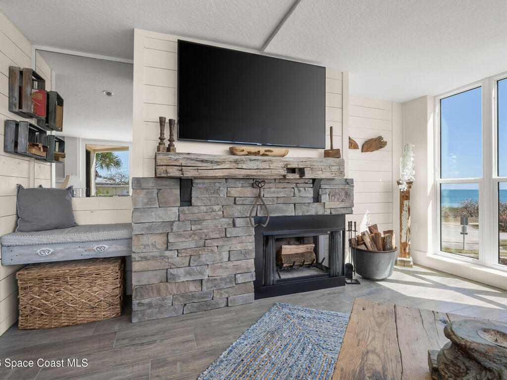 700 Wave Crest Avenue, Indialantic, FL 32903