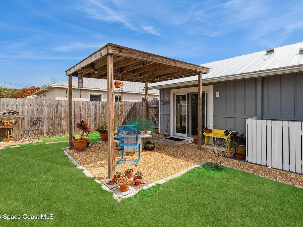 346 16th Place, Vero Beach, FL 32962