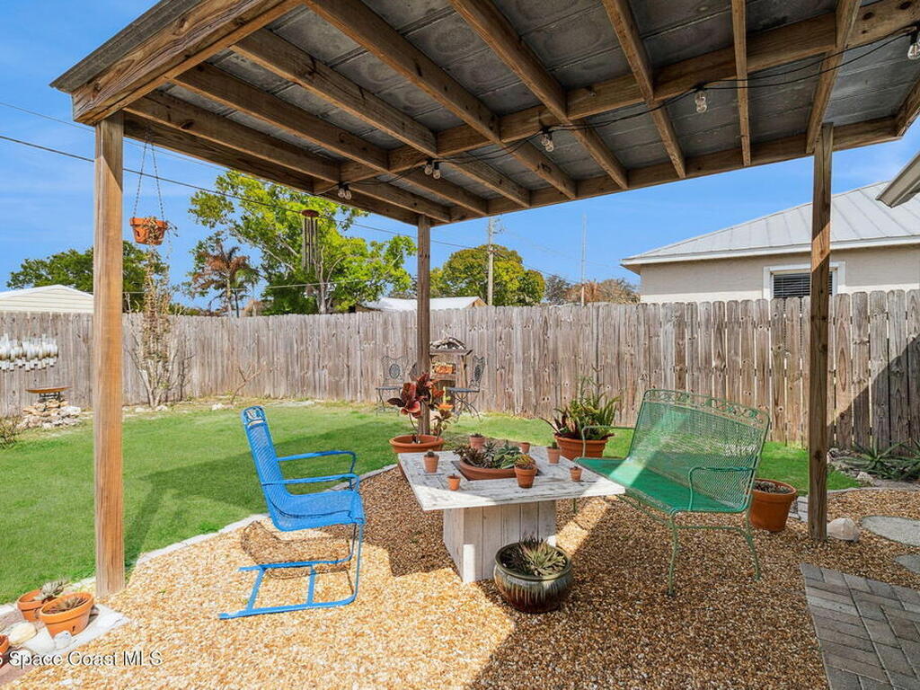 346 16th Place, Vero Beach, FL 32962