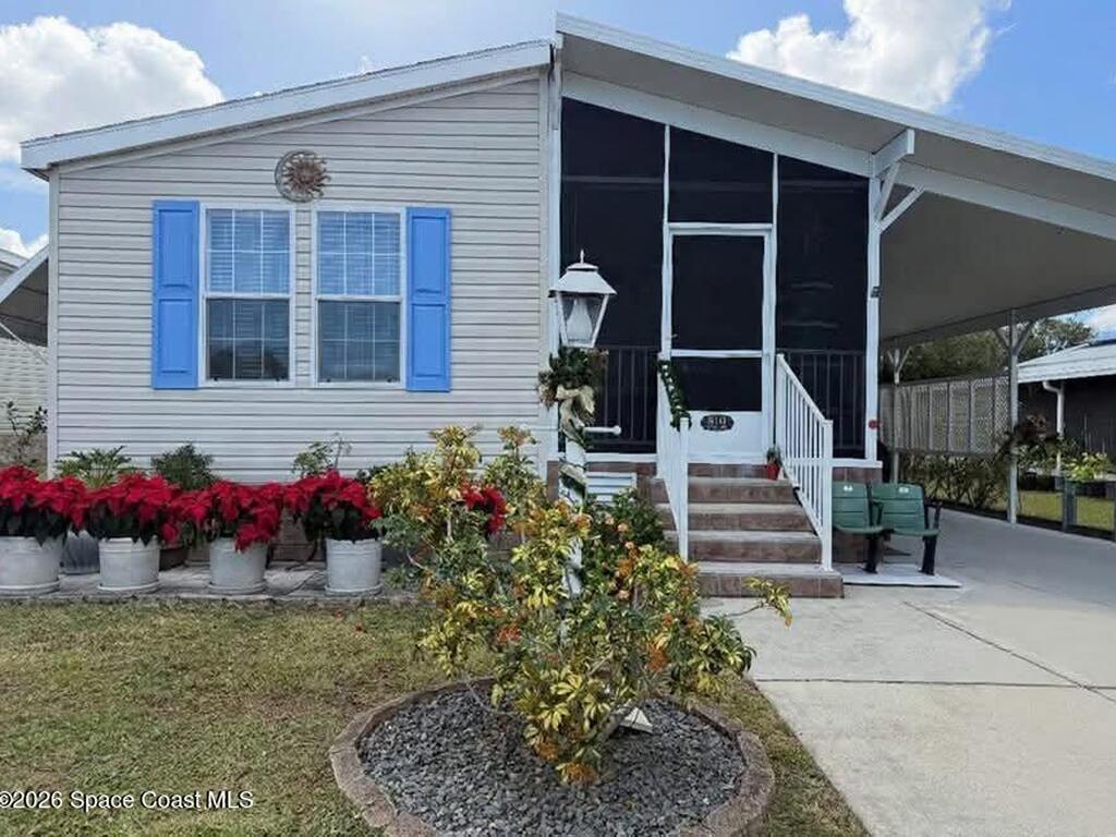 810 Wren Circle, Barefoot Bay, FL 32976