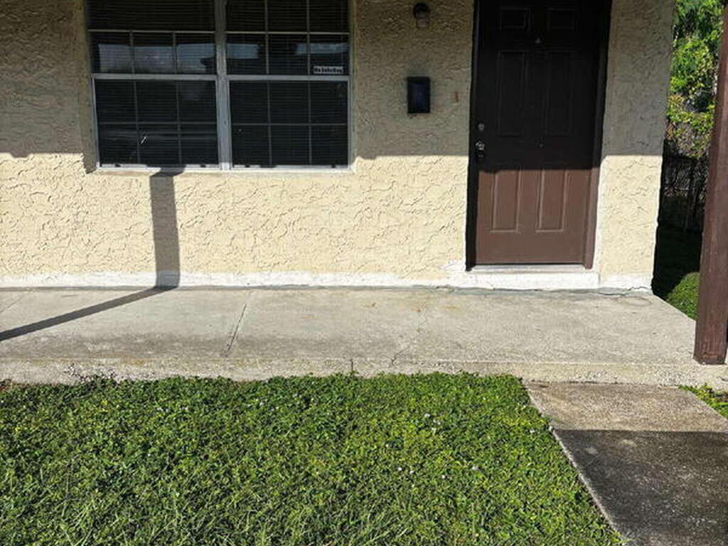 1612 Mitchell Street, Melbourne, FL 32901