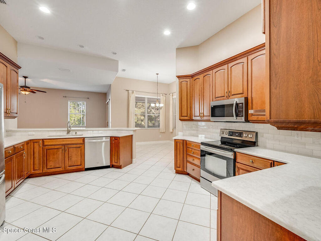 5025 Fawn Lake Boulevard, Mims, FL 32754