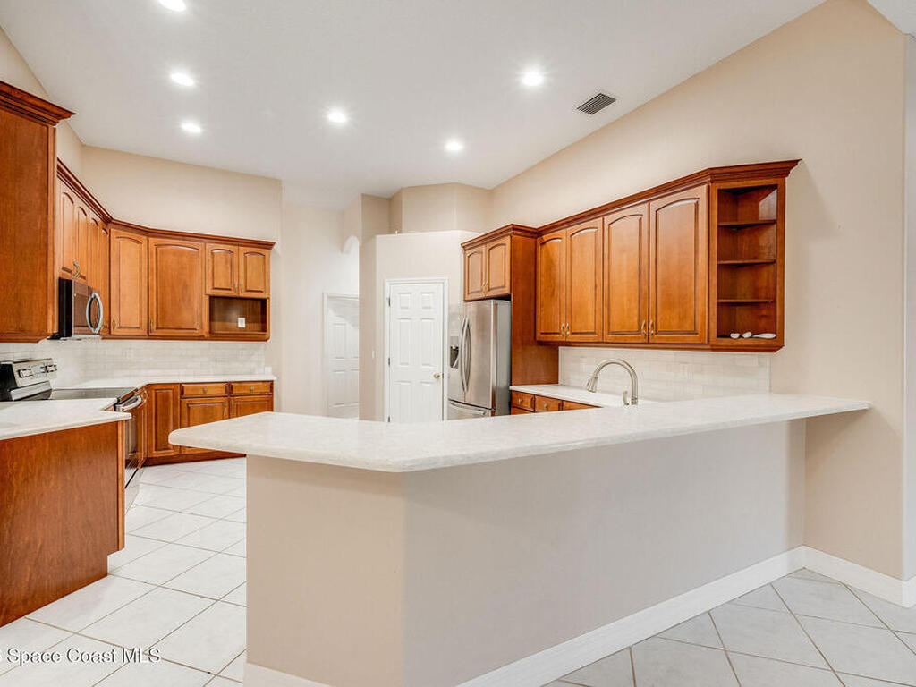 5025 Fawn Lake Boulevard, Mims, FL 32754