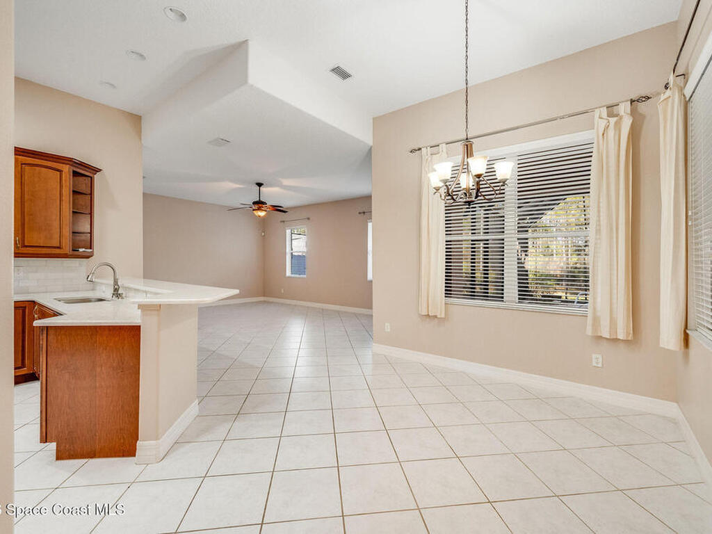 5025 Fawn Lake Boulevard, Mims, FL 32754