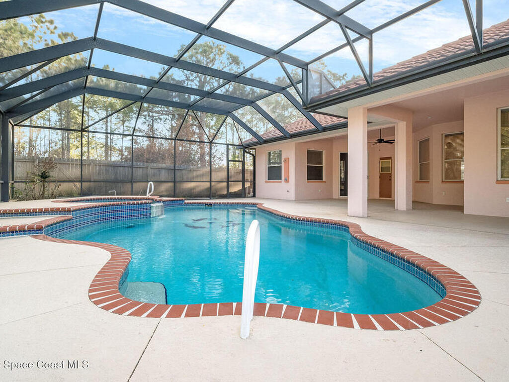 5025 Fawn Lake Boulevard, Mims, FL 32754