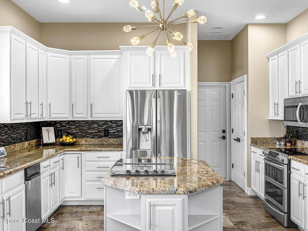 450 E Hall Road, Merritt Island, FL 32953