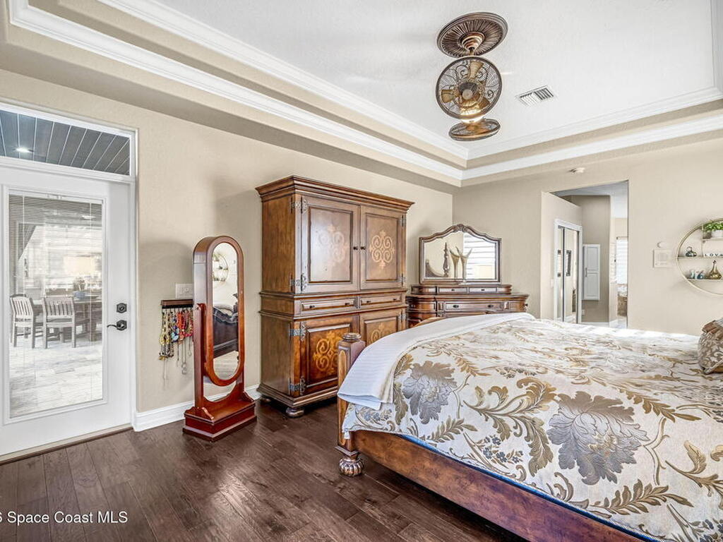 450 E Hall Road, Merritt Island, FL 32953