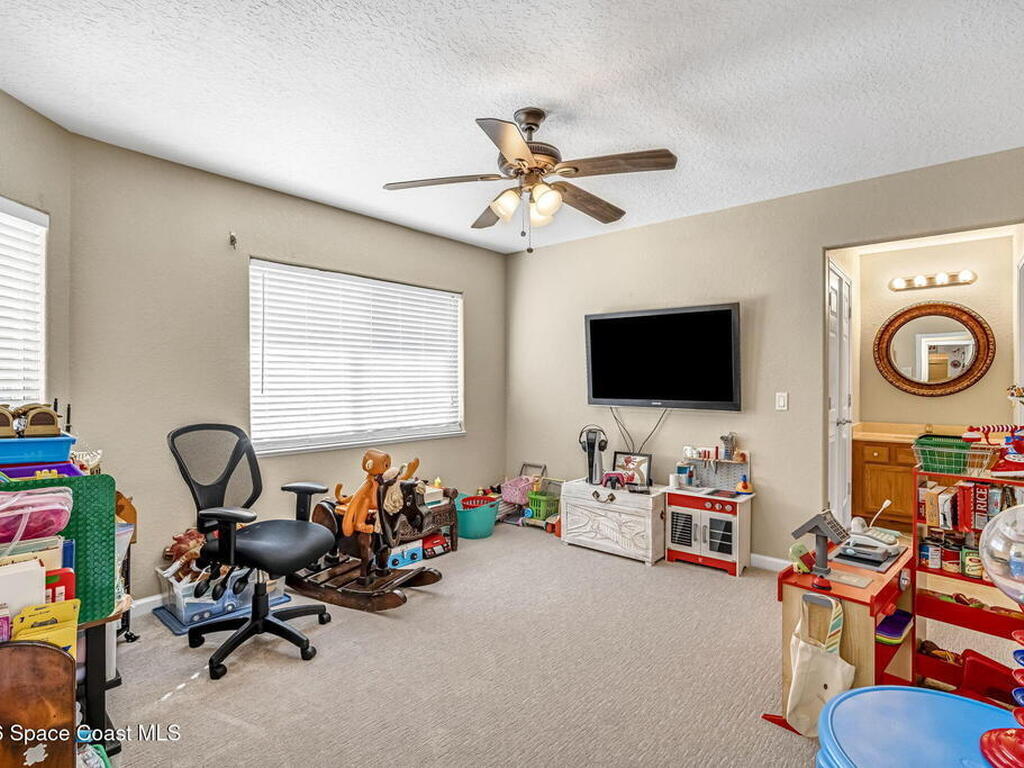 450 E Hall Road, Merritt Island, FL 32953