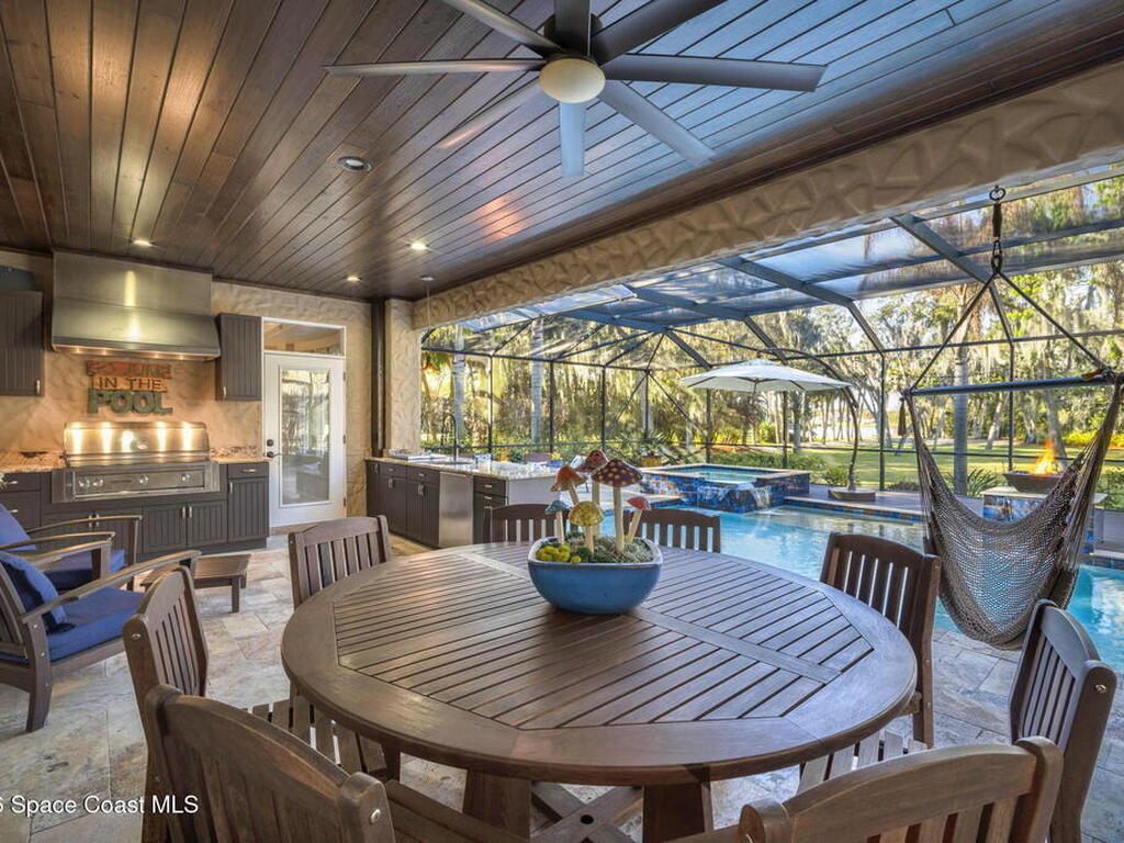 450 E Hall Road, Merritt Island, FL 32953