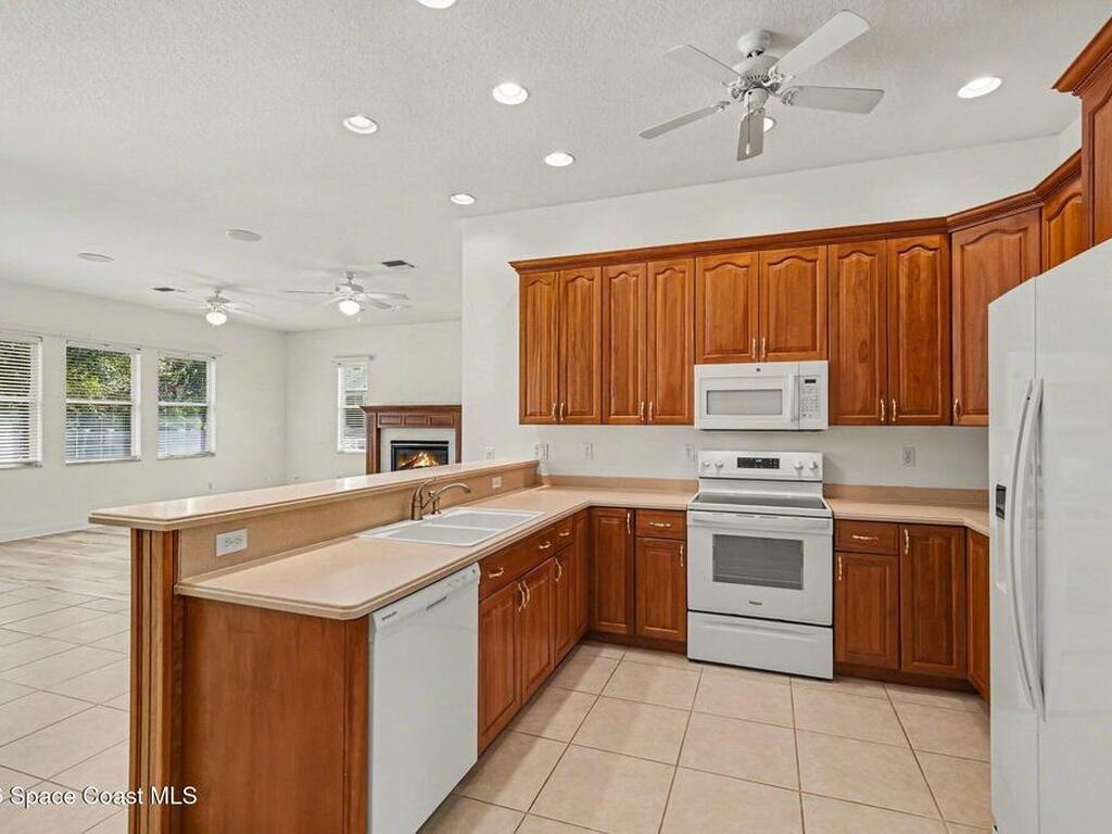 3625 Carriage Gate Drive, Melbourne, FL 32904