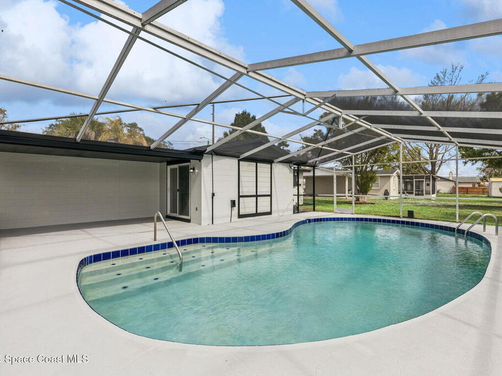 1347 E Normandy Boulevard, Deltona, FL 32725