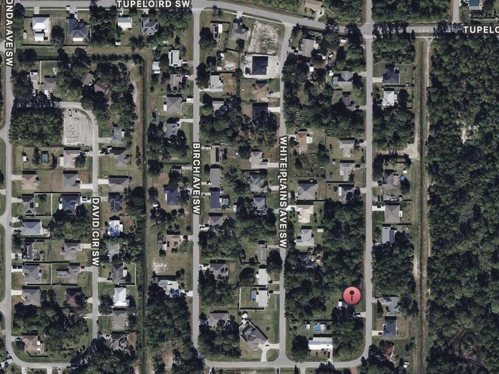 582 Wildwood Avenue, Palm Bay, FL 32908