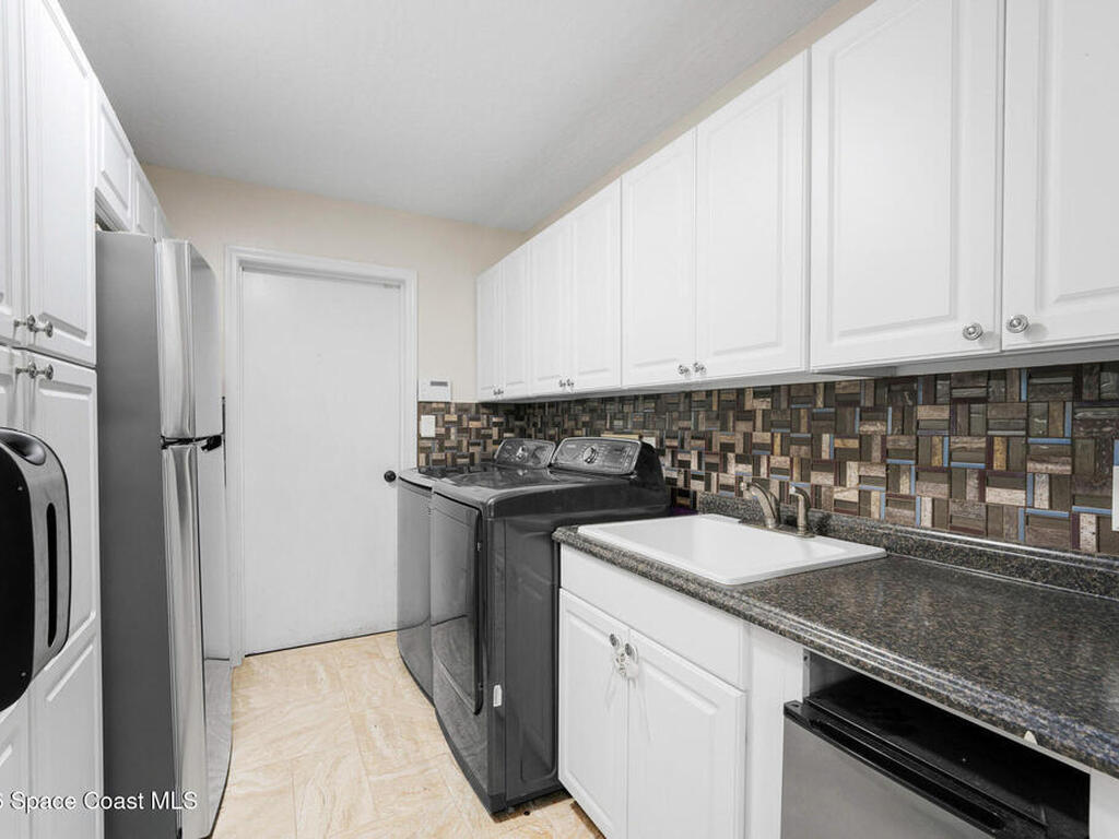 1711 Flamevine Place, Malabar, FL 32950