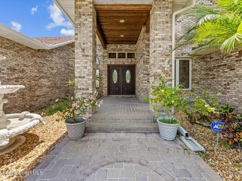 1711 Flamevine Place, Malabar, FL 32950