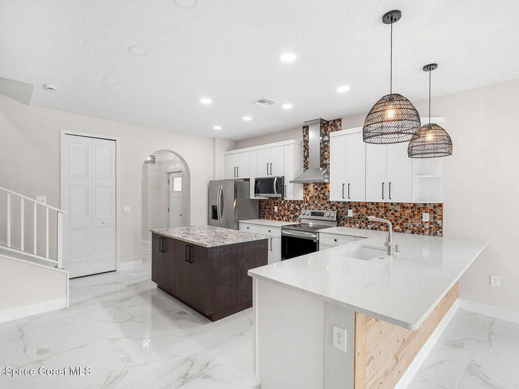 115 Jefferson Avenue, Cape Canaveral, FL 32920