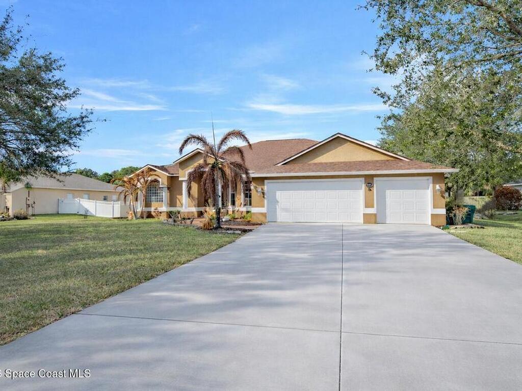 1820 Kara Place, Palm Bay, FL 32908