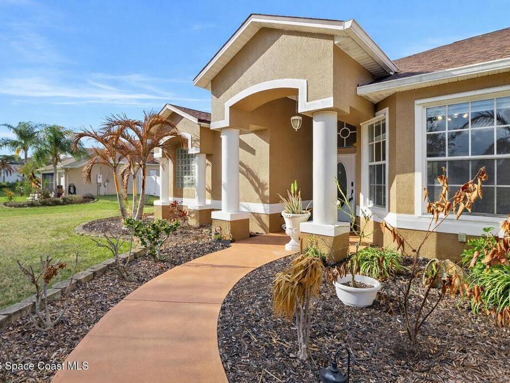 1820 Kara Place, Palm Bay, FL 32908