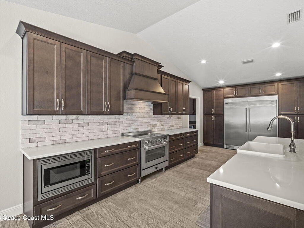 704 Osmosis Drive, Palm Bay, FL 32908