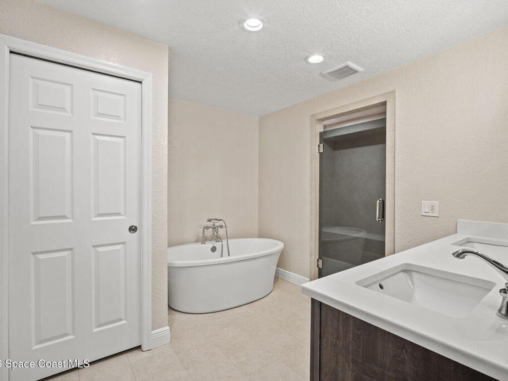 704 Osmosis Drive, Palm Bay, FL 32908