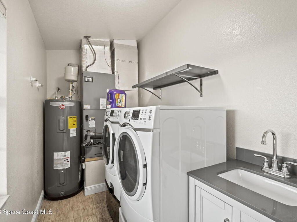 704 Osmosis Drive, Palm Bay, FL 32908