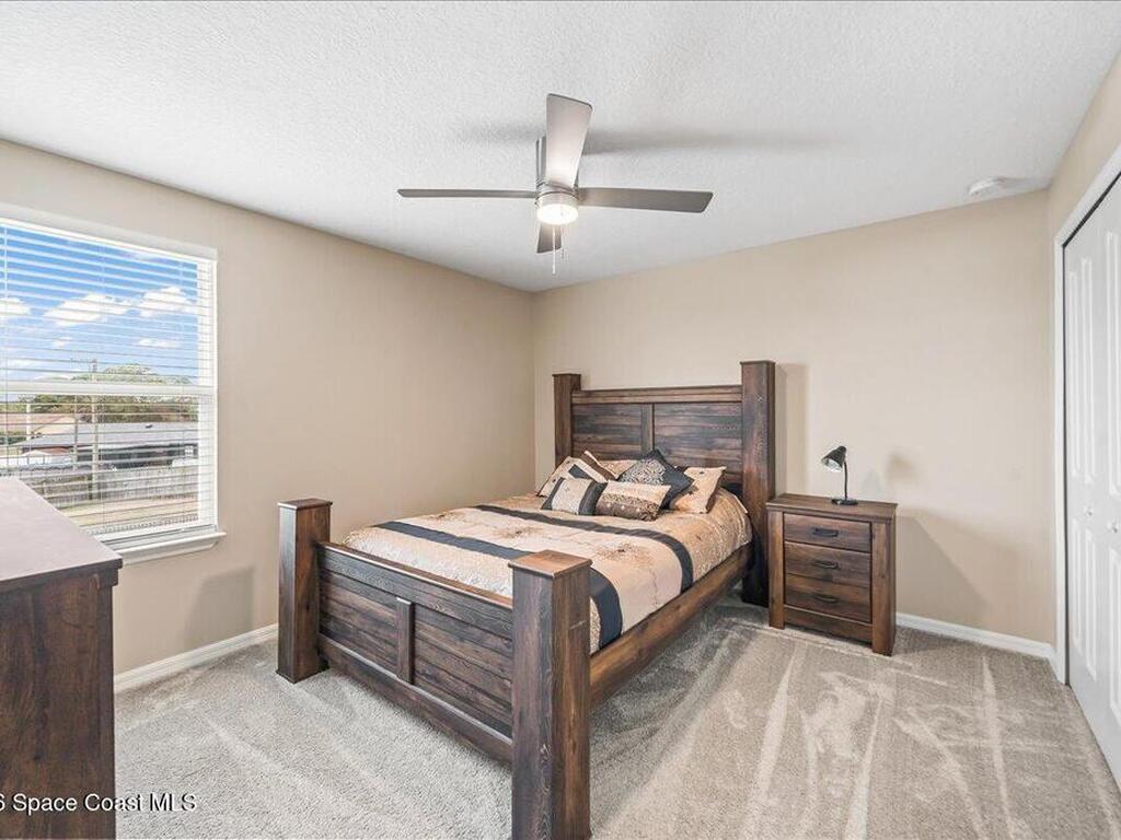 800 Lyons Circle, Palm Bay, FL 32907