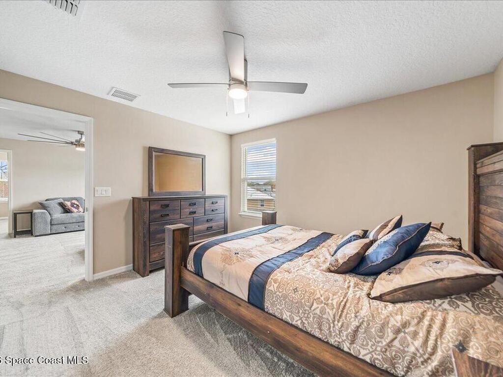 800 Lyons Circle, Palm Bay, FL 32907