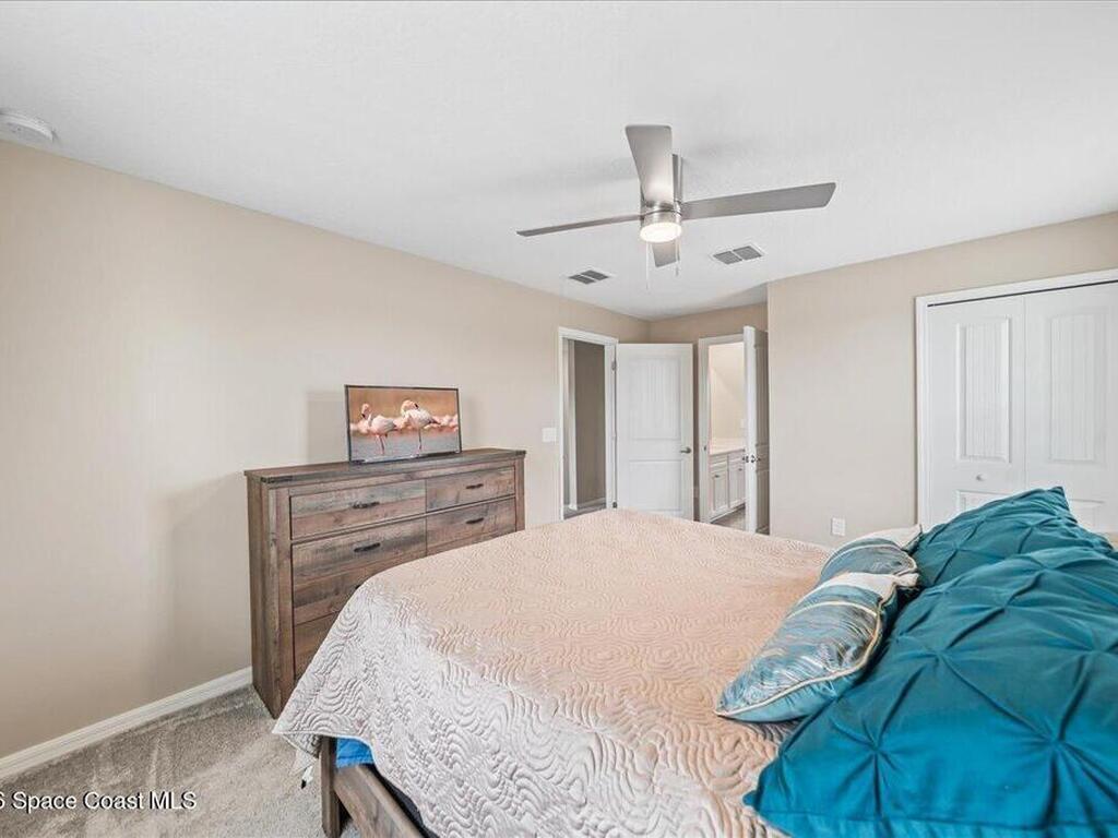 800 Lyons Circle, Palm Bay, FL 32907