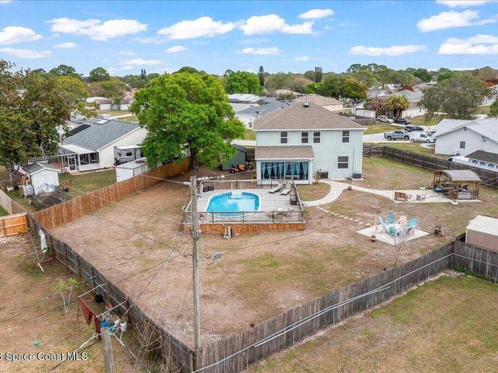 800 Lyons Circle, Palm Bay, FL 32907