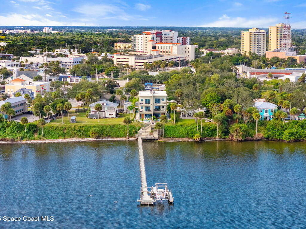 1809 Riverview Drive, Melbourne, FL 32901