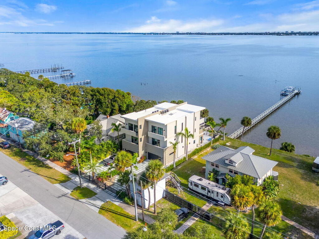 1809 Riverview Drive, Melbourne, FL 32901