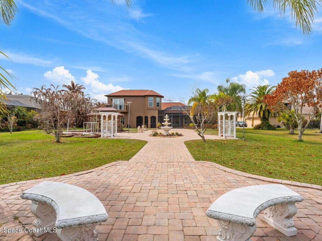 5137 Royal Paddock Way, Merritt Island, FL 32953