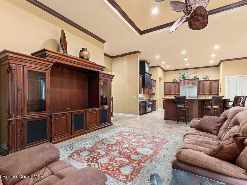 5137 Royal Paddock Way, Merritt Island, FL 32953