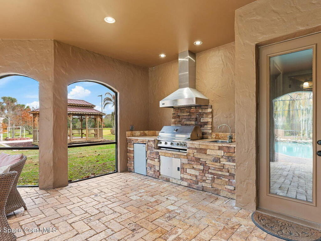 5137 Royal Paddock Way, Merritt Island, FL 32953