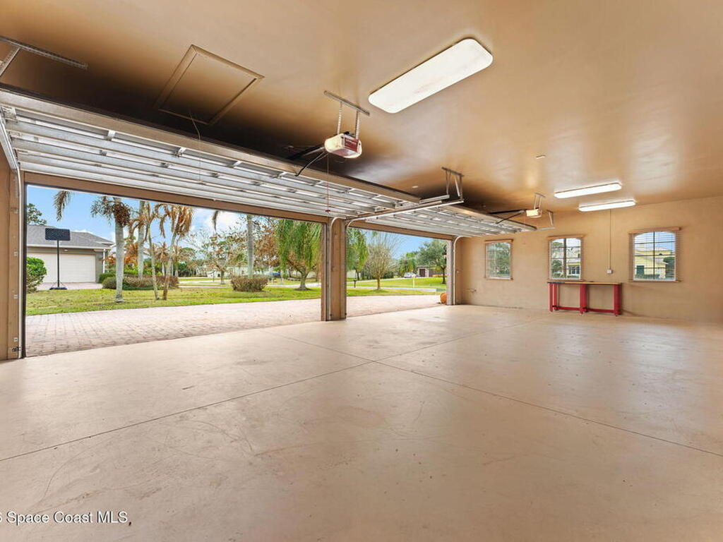 5137 Royal Paddock Way, Merritt Island, FL 32953