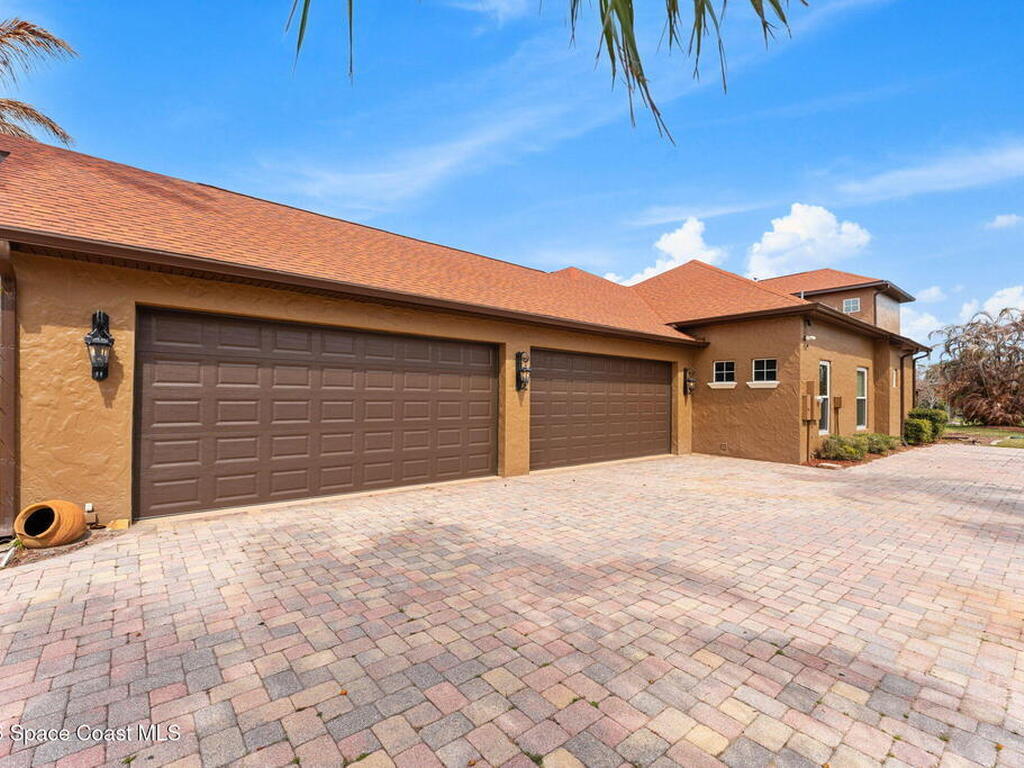 5137 Royal Paddock Way, Merritt Island, FL 32953