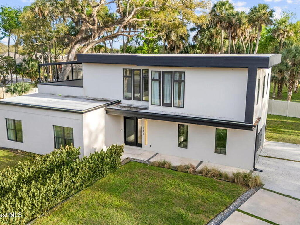 785 Seymour Road, Palm Bay, FL 32905